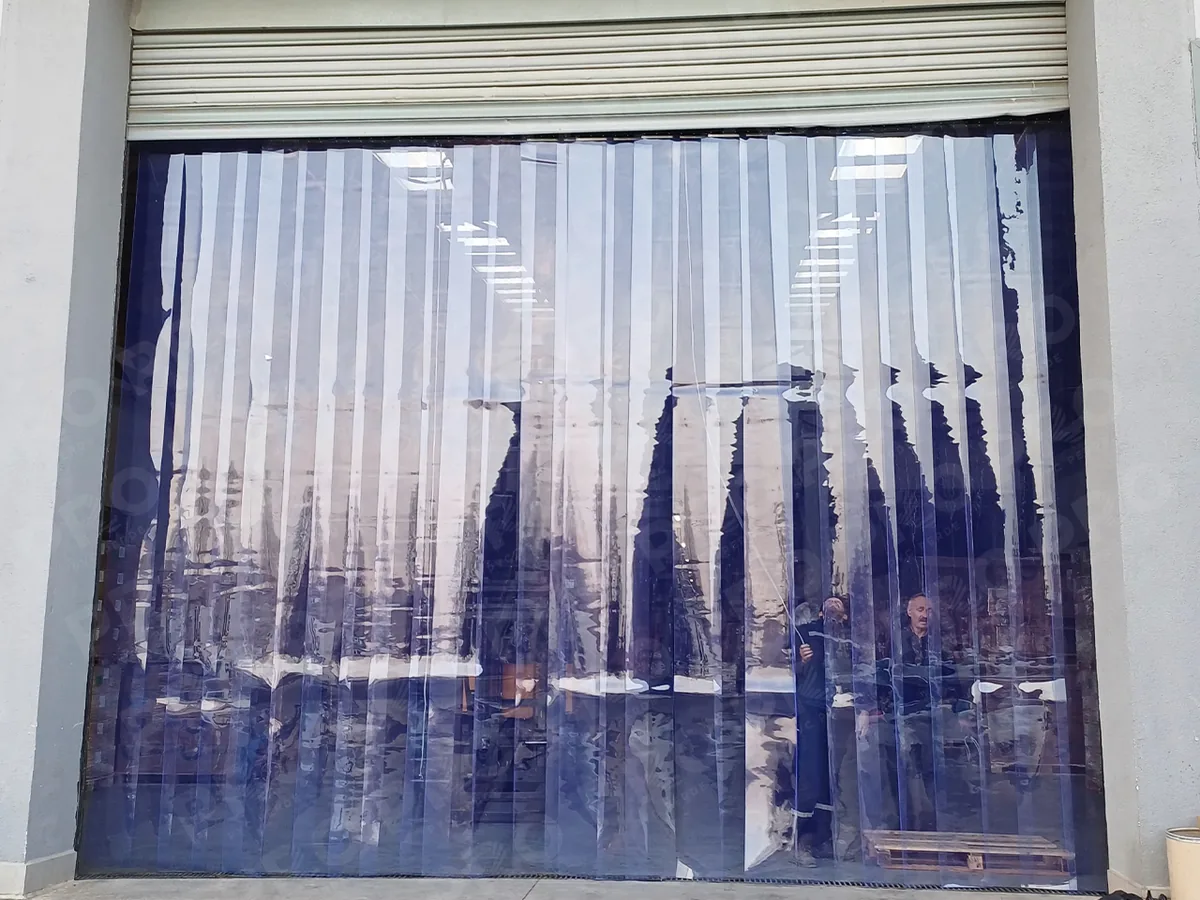 PVC Kapı Perdesi ürün ve uygulama görseli 4